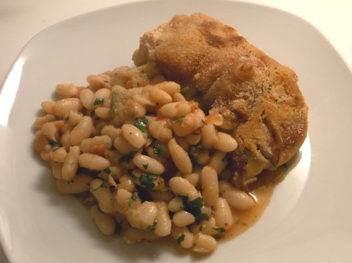 Pig feet with white beans